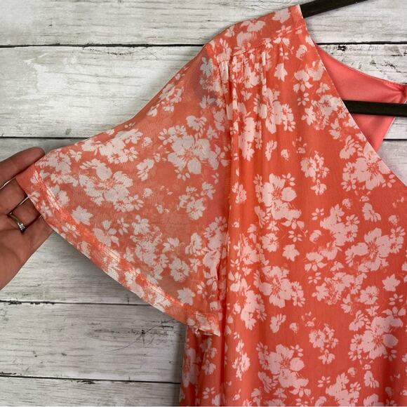 Full Moon Maternity Floral V Neck Top Size XXL - Picture 5 of 5